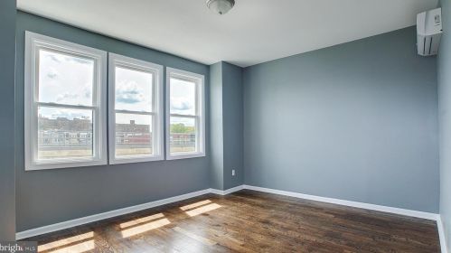 6215 Market St, Philadelphia PA 19139-2923 exterior