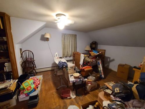 130 Main St, Meriden CT 06450-5603 exterior