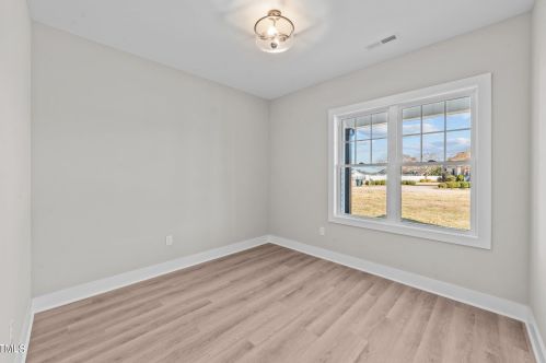 6041 Farmwood Loop, Wilson NC 27896-8010 exterior