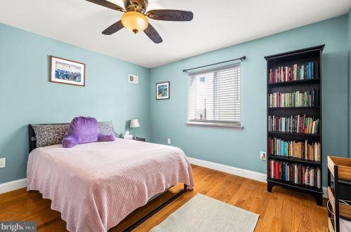 820 Earp St, Philadelphia PA  19147-5708 exterior