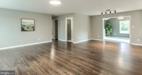 14 Corry Ave, Lancaster, PA 17601-3932