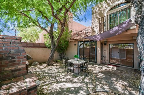 5830 12th Pl, Phoenix AZ 85014-2300 exterior