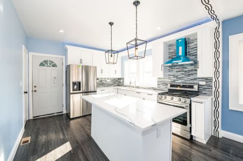 245 18 Ave, Broadview IL 60155-3932 exterior