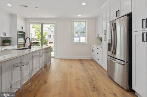 407 Decatur St, Washington DC  20011-4744 exterior