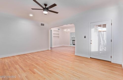 2109 Grant Rd, Tucson AZ  85719-3412 exterior