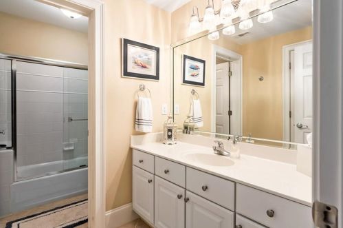 1430 Canoochee Dr, Atlanta GA 30319-3456 exterior