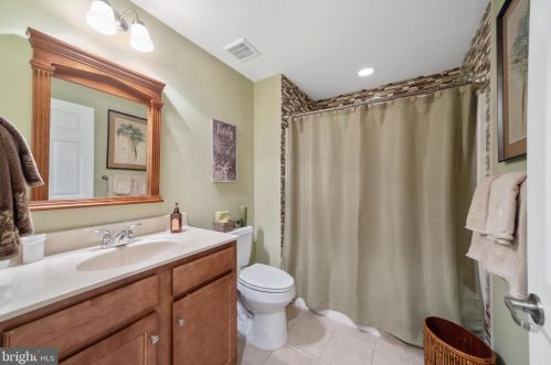 35217 Overfalls Dr, Lewes DE 19958-7004 exterior