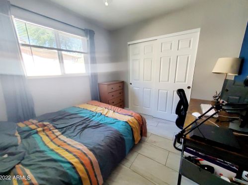 2321 47 Dr, Phoenix AZ 85031-1408 exterior