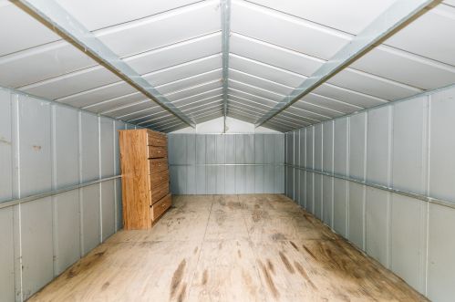 8930 Lincoln Ave, Milwaukee WI 53207-1711 exterior