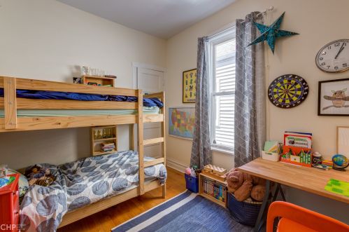 4206 Winchester Ave, Chicago IL 60660-2263 exterior