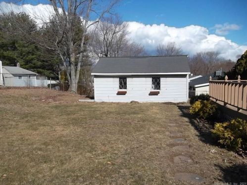 139 Sheridan Rd, Enfield CT 06082-4127 exterior