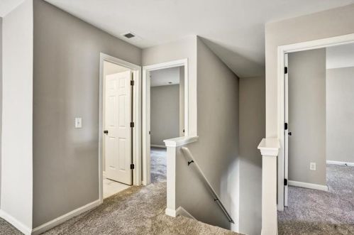 1047 Willow Crst Lndg, Austell GA 30168-5737 exterior