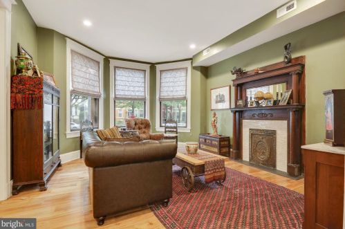 29 Rhode Island Ave, Washington DC  20001-1006 exterior