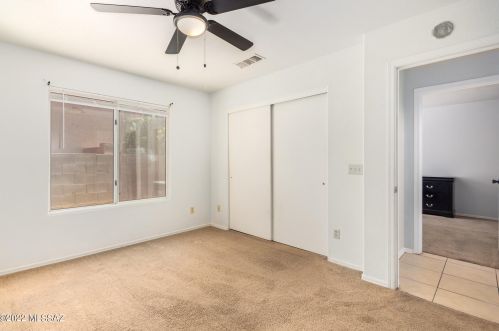 9962 Depot Dr, Tucson AZ 85747-5158 exterior