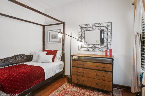 1823 22 Pl, Chicago IL 60608-4004 exterior