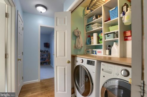 107 Doreen Dr, Hummelstown PA 17036-2725 exterior