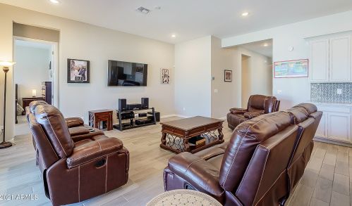 1122 Nolan Pl, Chandler AZ 85249-3345 exterior