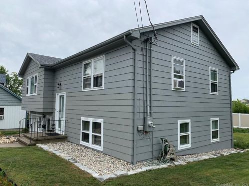 33 Odell Ave, Milford, CT 06460-7347