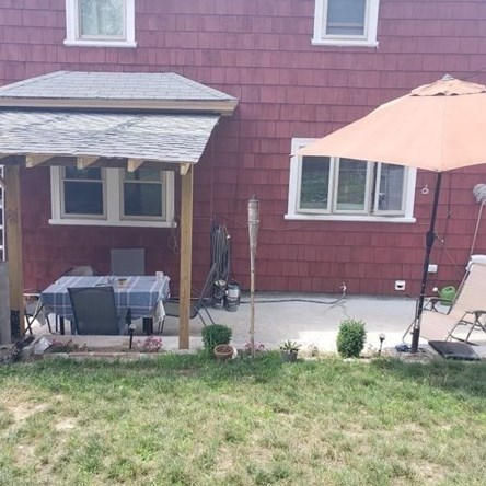 16 Indian Lk Pkwy, Worcester MA 01605-1215 exterior