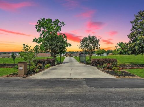 18952 Harbor Side Blvd, Montgomery, TX 77356-3224