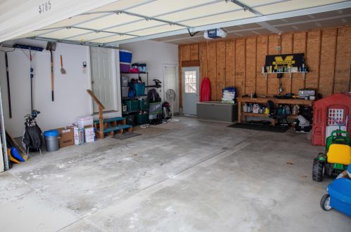 5785 Richmond Ave, Meskegon MI 49442-3162 exterior