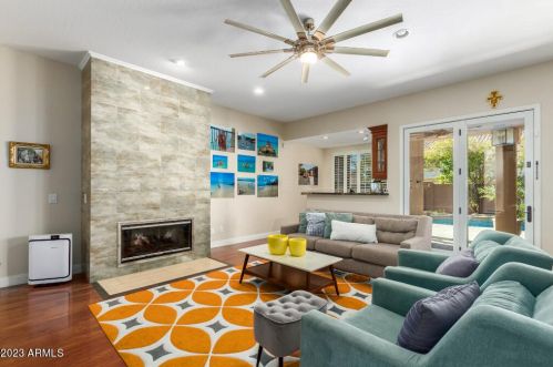 15426 4 Ave, Phoenix AZ 85041-3182 exterior