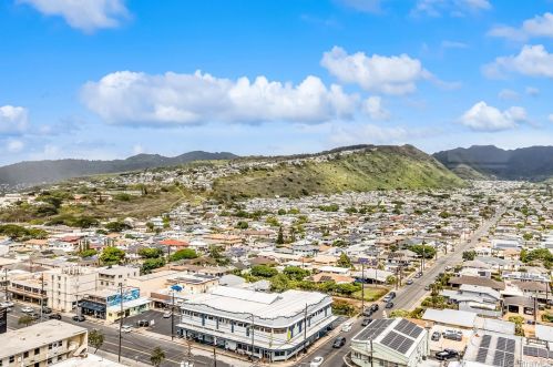 1139 9th Ave, Honolulu HI  96816-2440 exterior