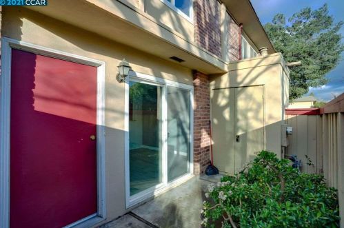 1000 Bancroft Rd, Concord, CA 94518-3913