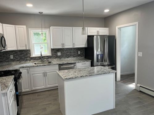 338 Mason St, Woonsocket RI  02895-5023 exterior