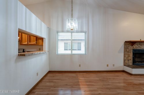 5749 Linden St, Tucson AZ 85719-3549 exterior