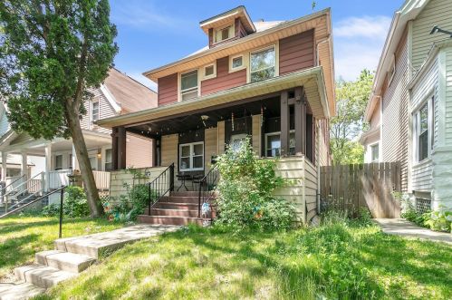 1261 36, Milwaukee WI 53215-1437 exterior