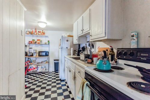 814 9 St, Philadelphia PA 19148-3701 exterior