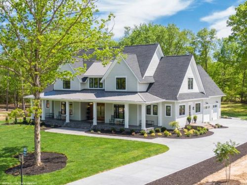 295 Chestnut Hill Rd, Wilton, CT 06897-3504