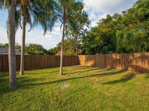 2096 Hideaway Cir, Fort Pierce FL 34952-4802 exterior