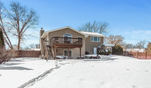 2219 Heath Ave, Saint Paul MN 55128-5001 exterior