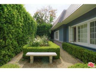 1217 Daniels Dr, Los Angeles, CA 90035-1103