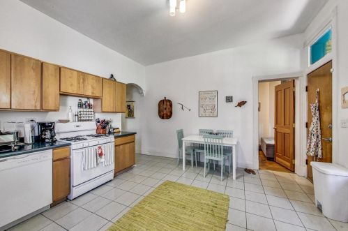 1240 Wolcott Ave, Chicago IL 60622-3883 exterior