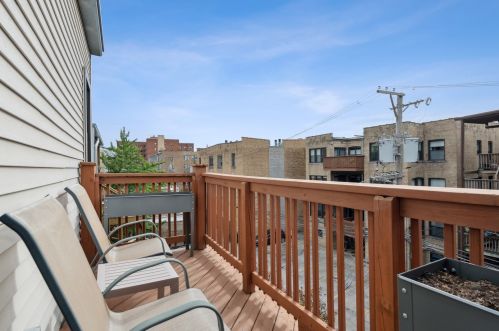 915 Margate Ter, Chicago IL  60640-6959 exterior