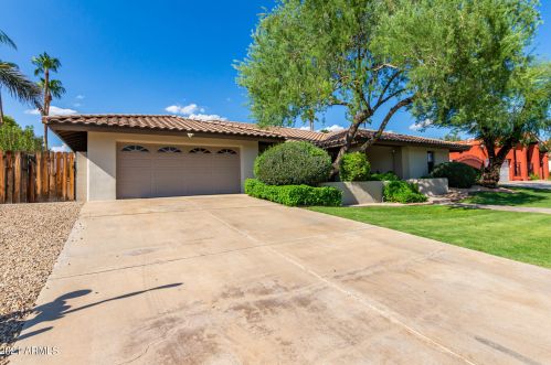 1002 Claremont St, Phoenix, AZ 85013-1358