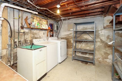 3 Cloverfield Rd, Valley Stream NY exterior