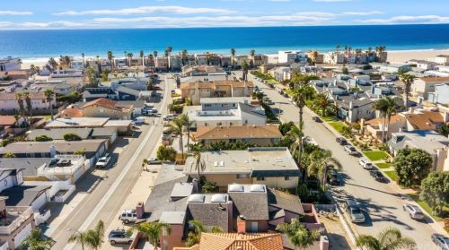 5356 Driftwood St, Oxnard CA 93035-1032 exterior