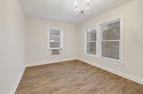 700 Clifford Dr, Austin TX  78745-3330 exterior