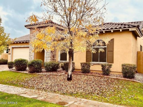 2893 Indigo Pl, Chandler, AZ 85286