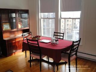 1268 Beacon St, Brookline MA  02446-3718 exterior