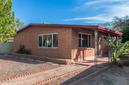 1010 Lester St, Tucson, AZ 85719-3543