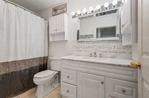 236 Dinwiddie St, Pittsburgh PA 15219-3335 exterior