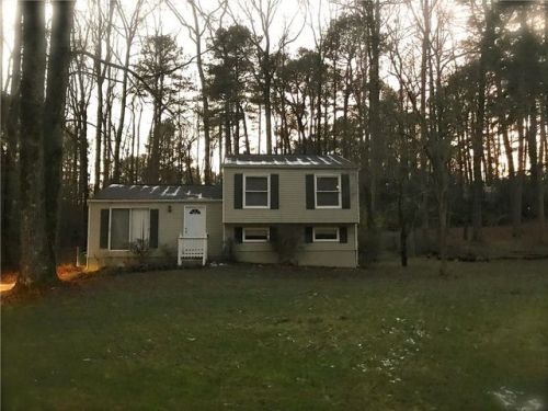 3247 Sunderland Dr, Lithonia, GA 30039-4646