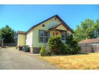 3931 97th St, Seattle, WA 98136-2836
