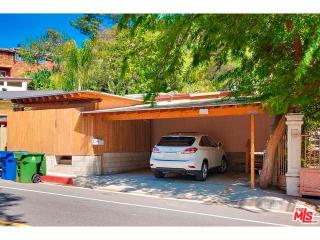 1568 Beverly Glen Blvd, Los Angeles CA  90077-3130 exterior