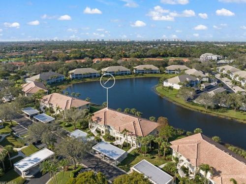 2315 Carrington Ct, Naples FL 34109-1418 exterior